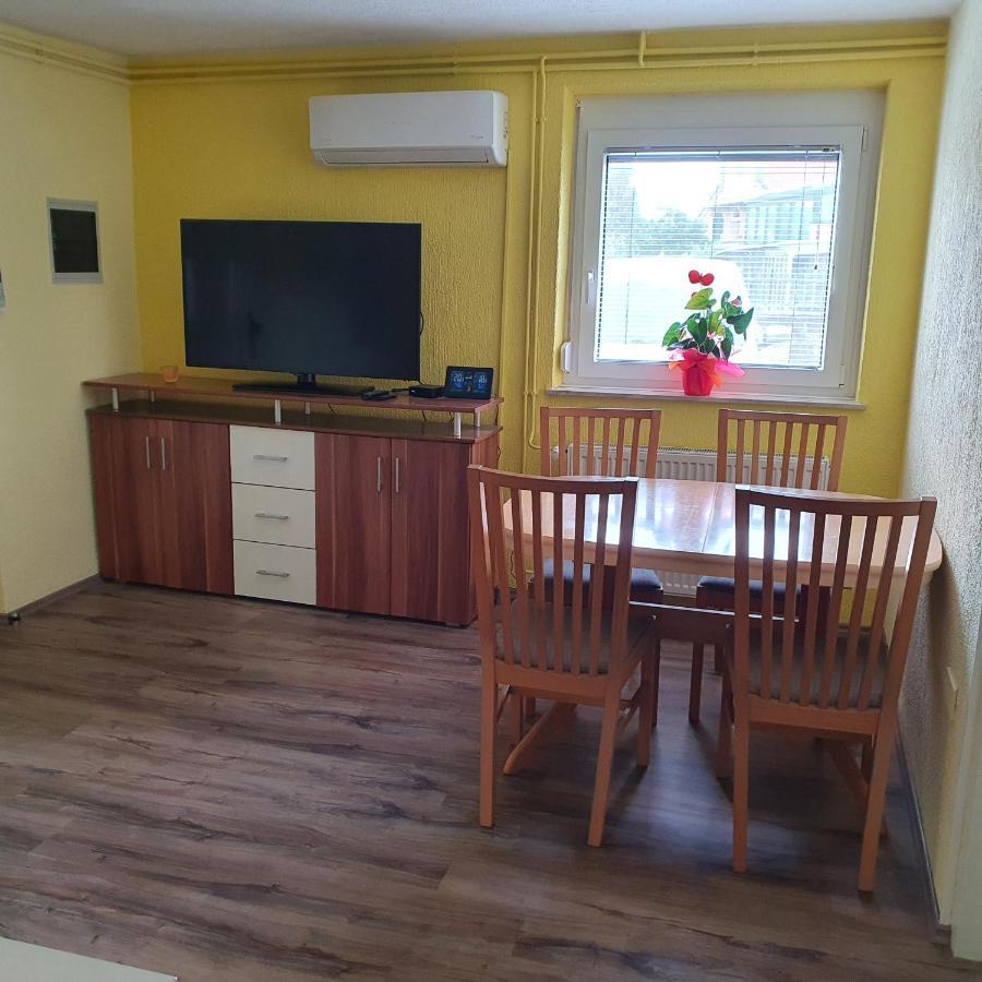 Apartma Joy Apartment อิซอลา ภายนอก รูปภาพ